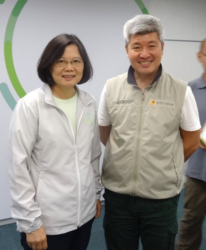 2015年10月28日會見蔡英文總統候選人